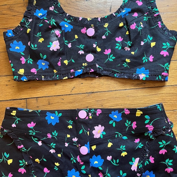 NWOT For Love & Lemons Cottagecore Black Floral Denim Button Up Short Set Size M - Picture 3 of 7